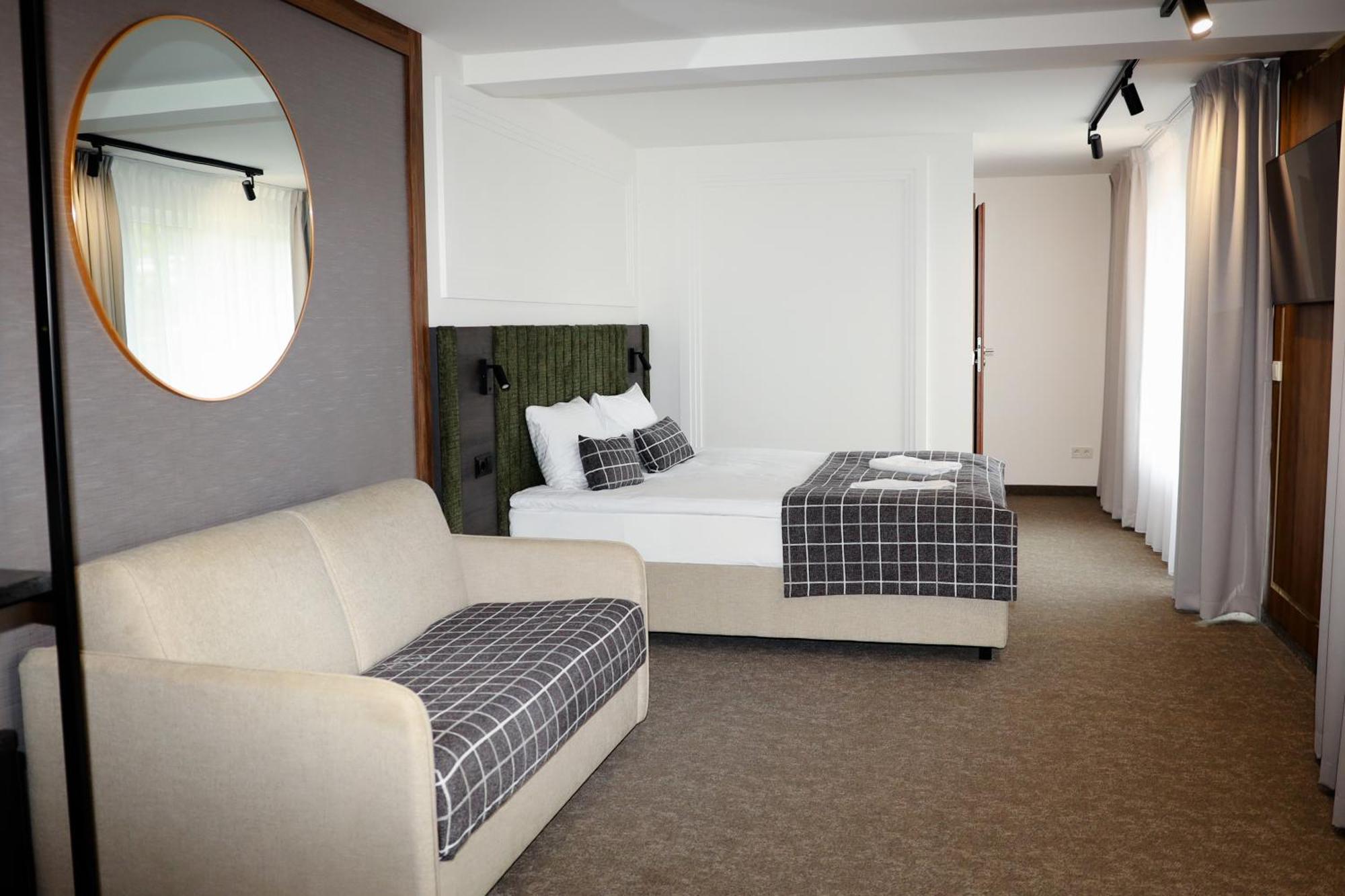 Gemunden am Main Main Spessart Terrasse Hotel & Restaurant מראה חיצוני תמונה